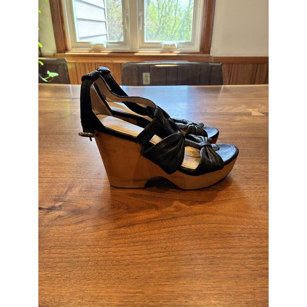 COACH black leather T-strap platform wedges Shoes 7 - Very Comfortable - Picture 2 of 9